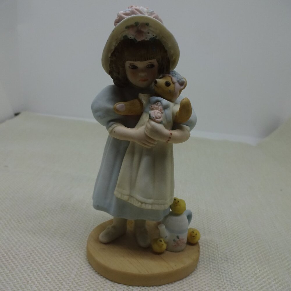 Jan Hagara Figurine BONNIE C22313 Club Edition #38 EUC